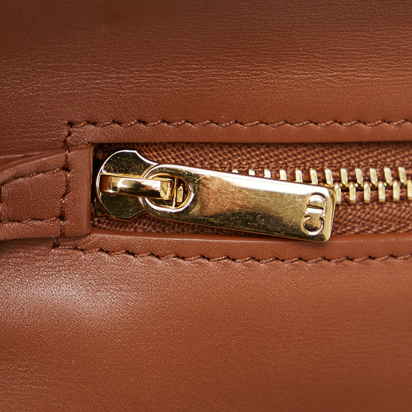 Pre-Owned Dior Calfskin Leather Medium DiorDouble - DIO1016