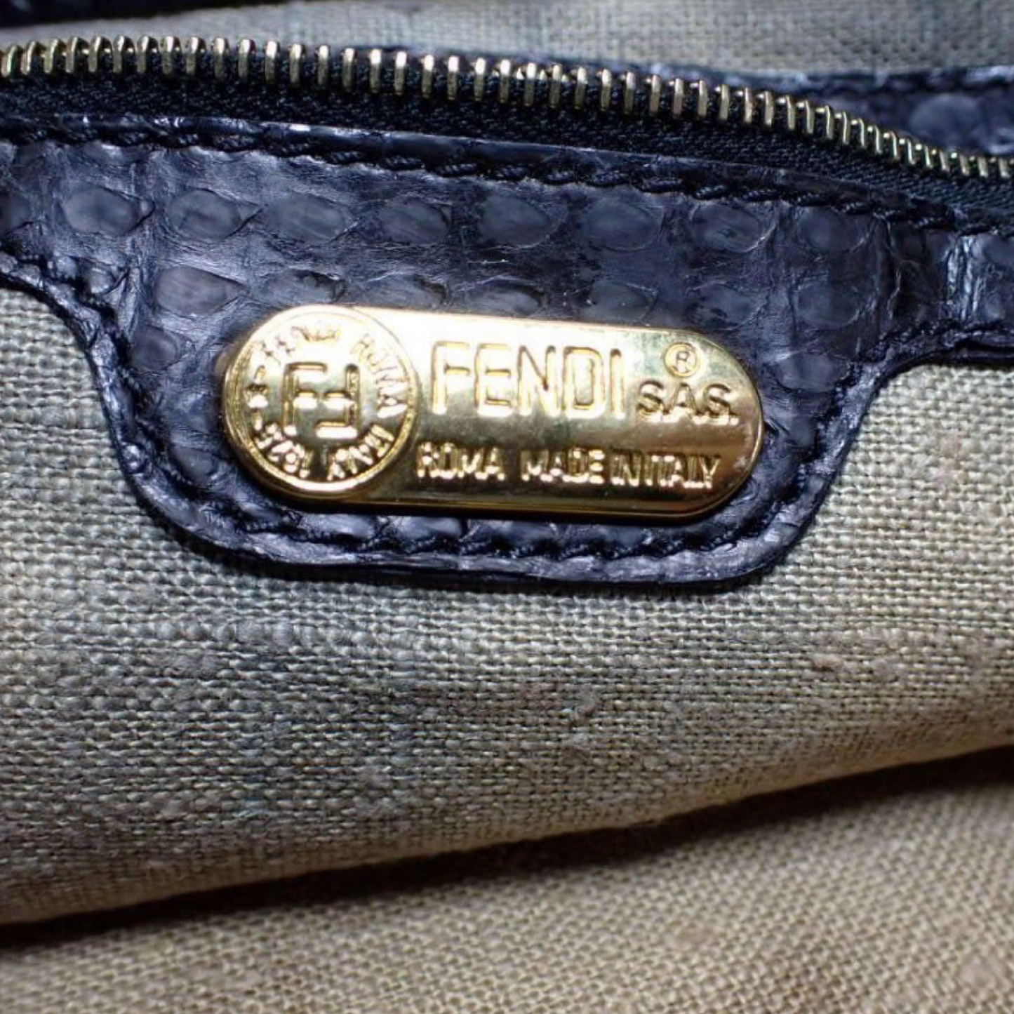 Pre-Owned Fendi Beaded Shoulder Bag - FEN1030