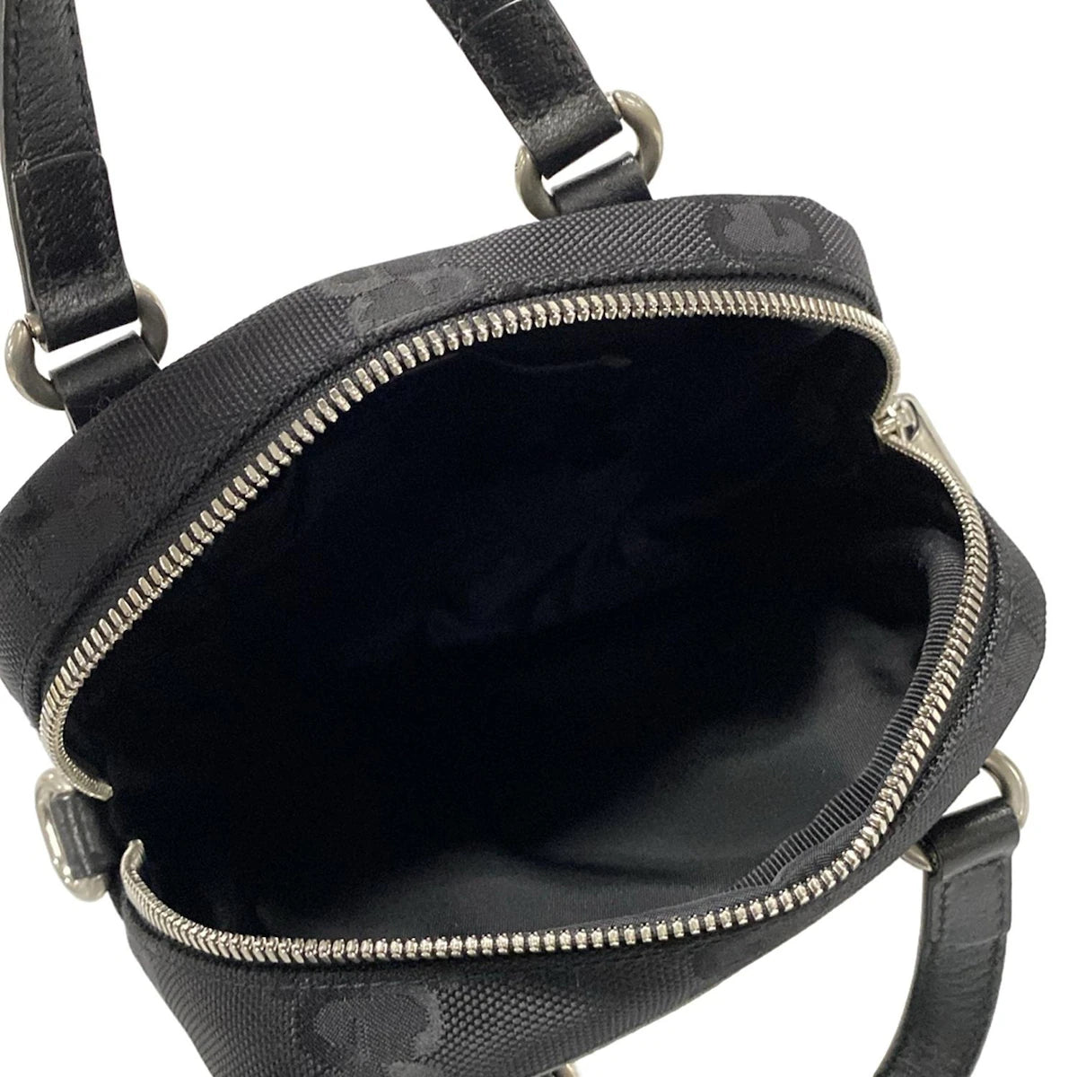 Pre-Owned Gucci Nylon Off the Grid Crossbody Bag - G1158