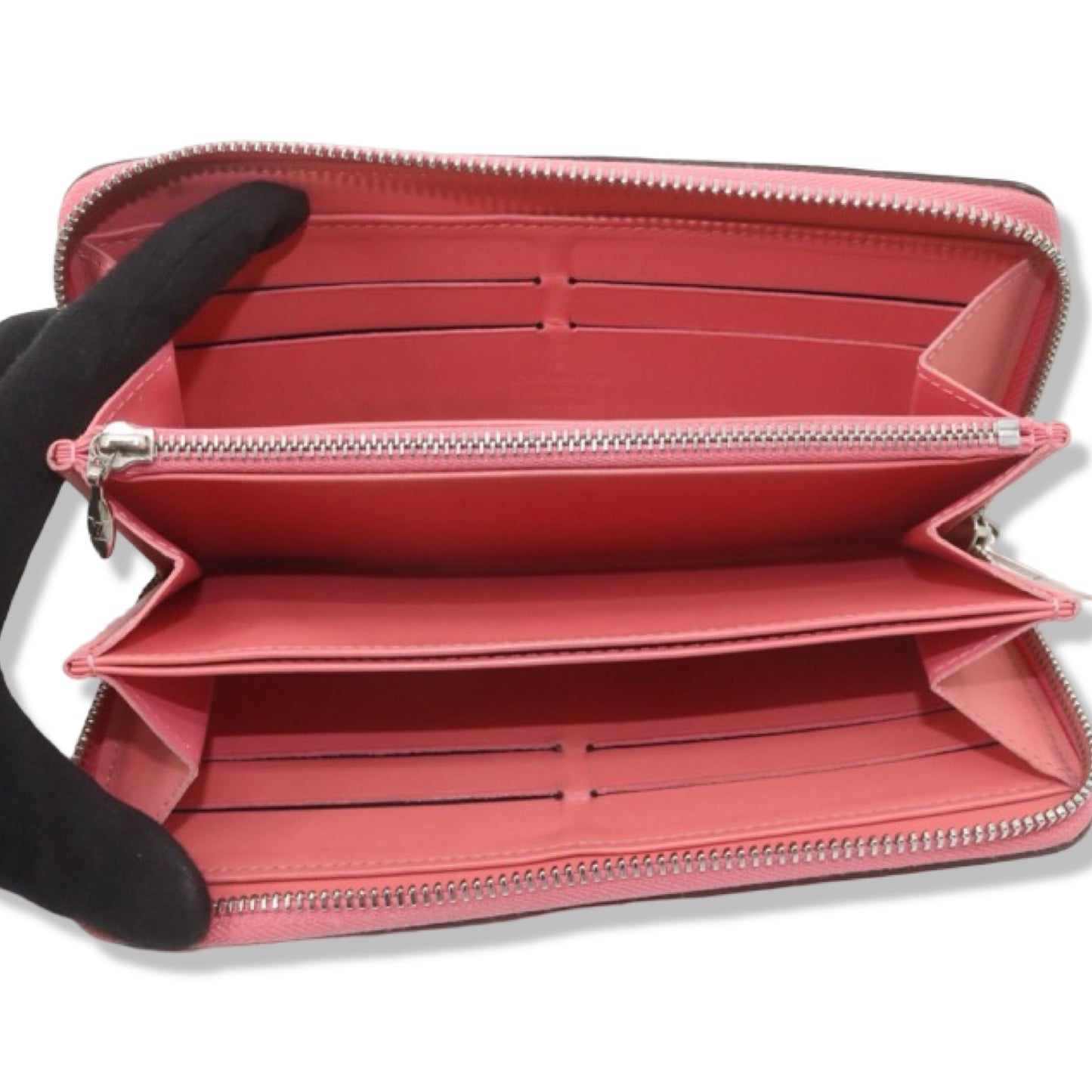 Pre-Owned Louis Vuitton Barbie Pink Vernis Zippy Wallet - LV1345