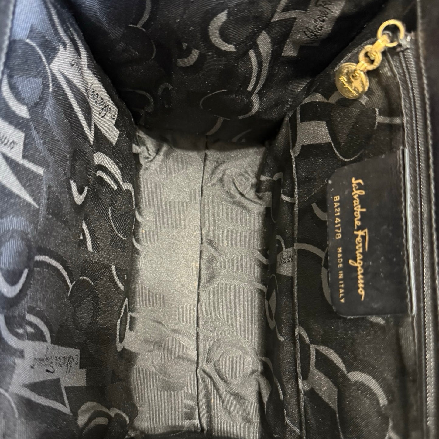 Pre-Owned Salvatore Ferragamo Leather Top Handle Bag - FER1003