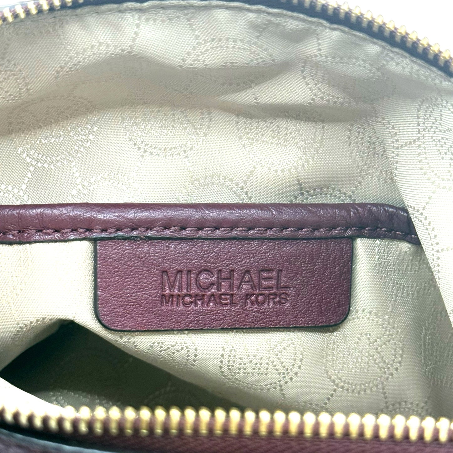 Pre-Owned Michael Kors Leather Burgundy Crossbody Bag - MK1004