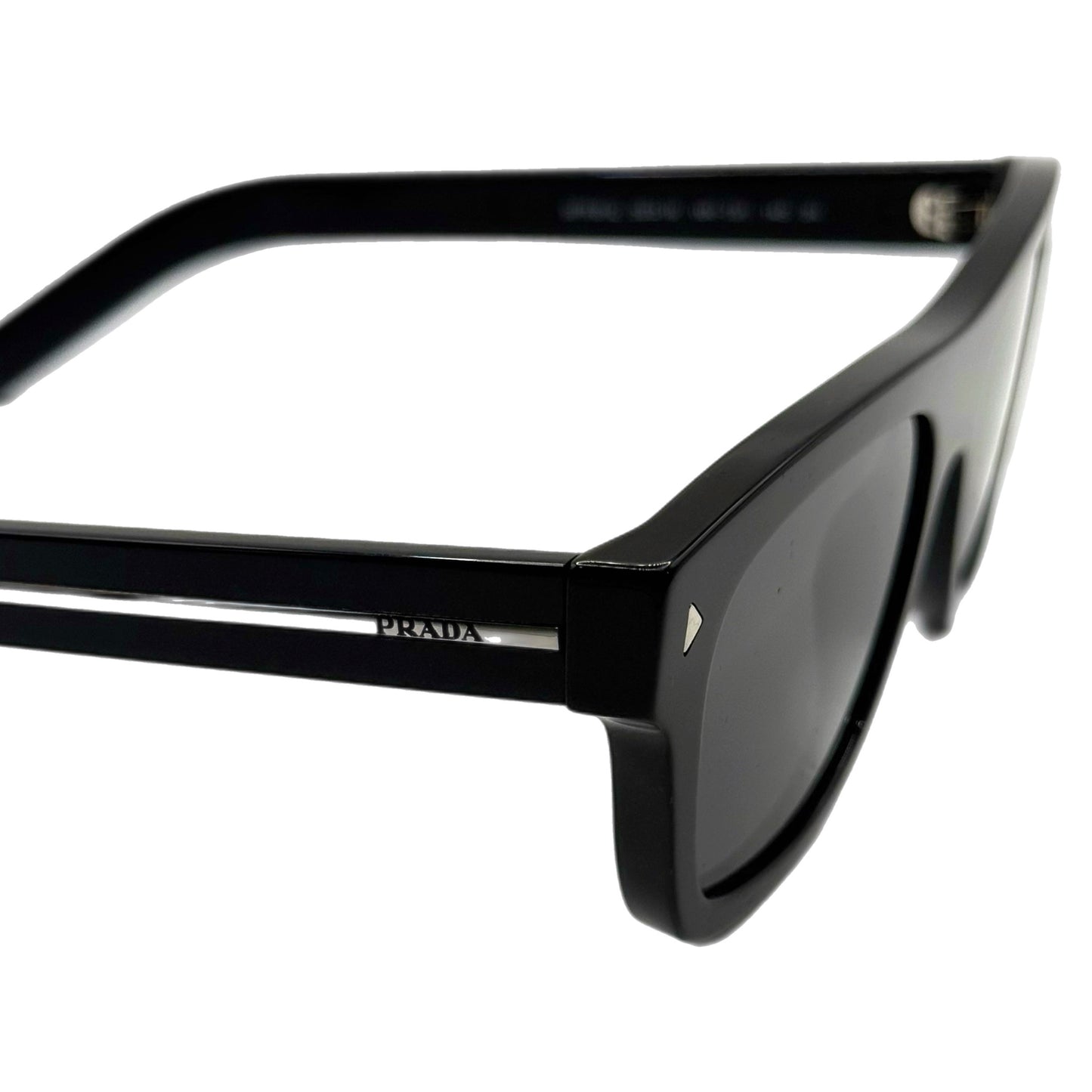Pre-Owned Prada Sunglasses - P1019