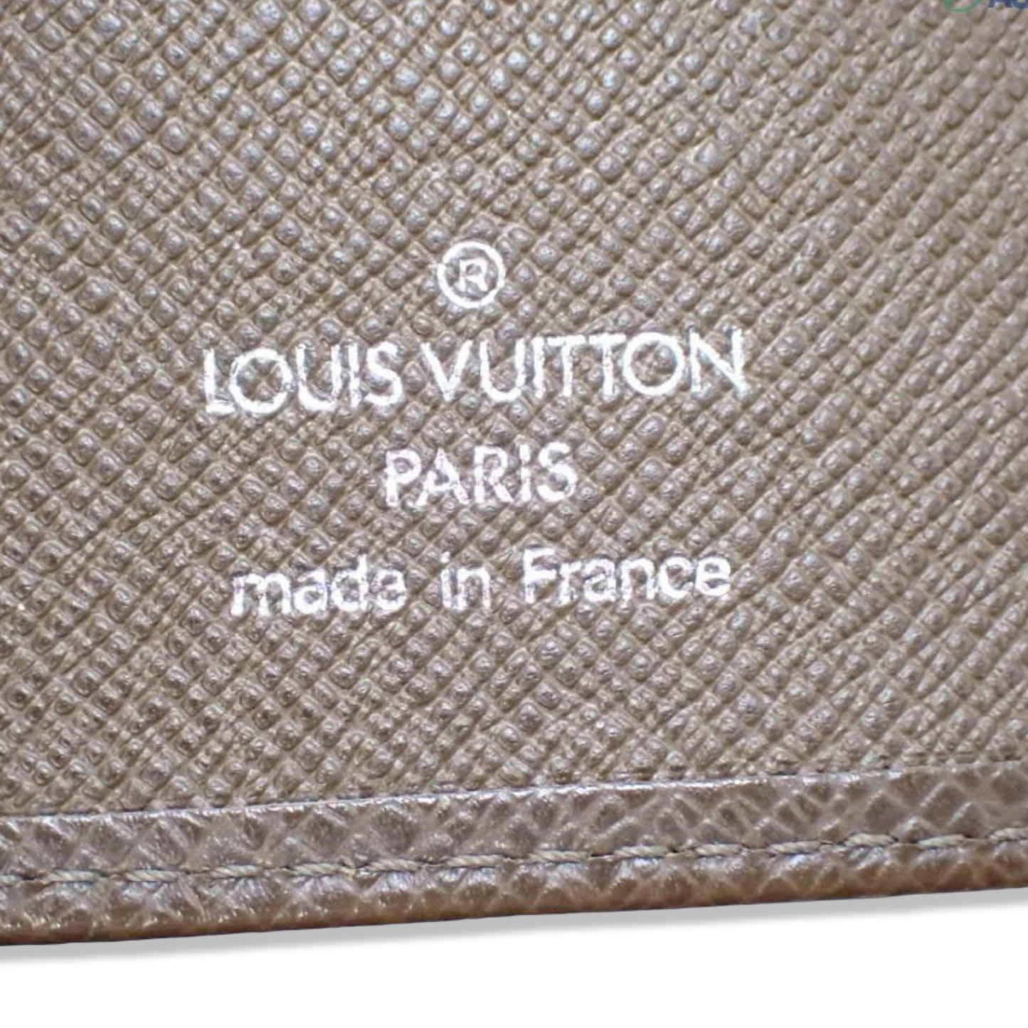Pre-Owned Louis Vuitton Taiga Leather Medium Ring Agenda - LV2052