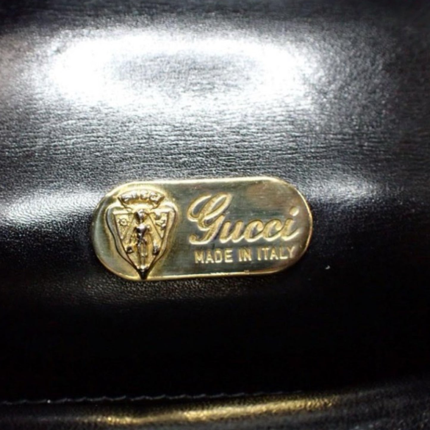 Pre-Owned Gucci Leather Vintage Top Handle Bag - G1116