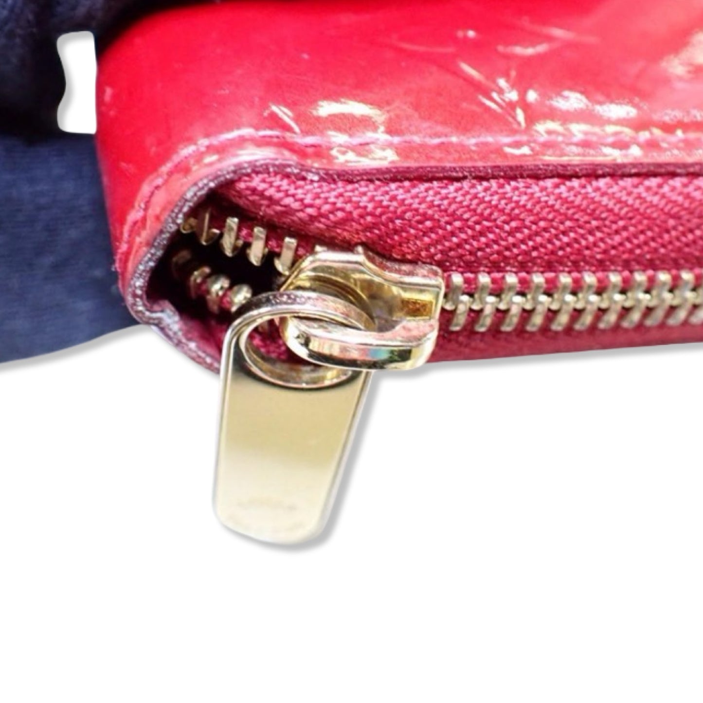 Pre-Owned Louis Vuitton Red Vernis Zippy Wallet - LV1318