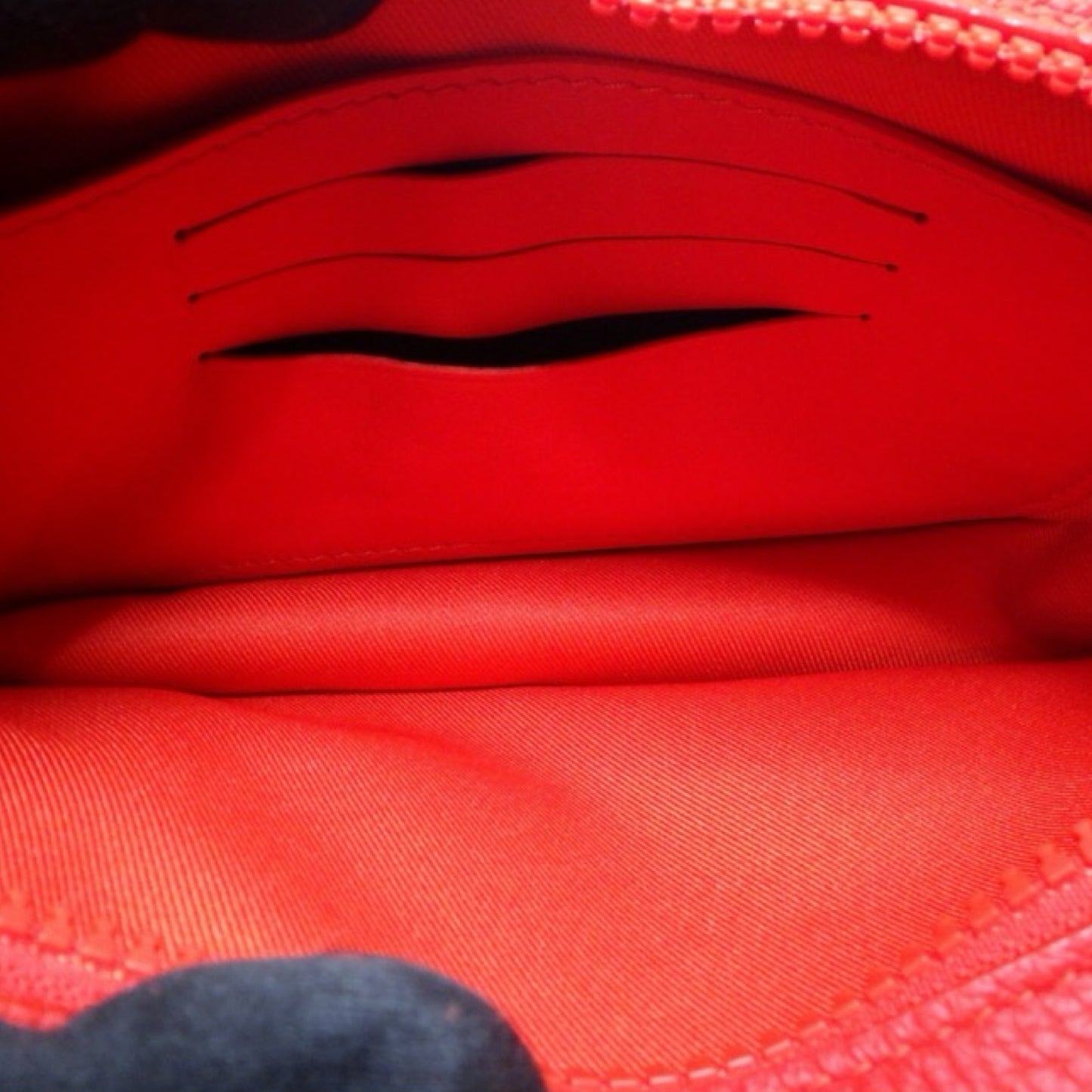 Pre-Owned Louis Vuitton Leather Pochette Volga - LV1443