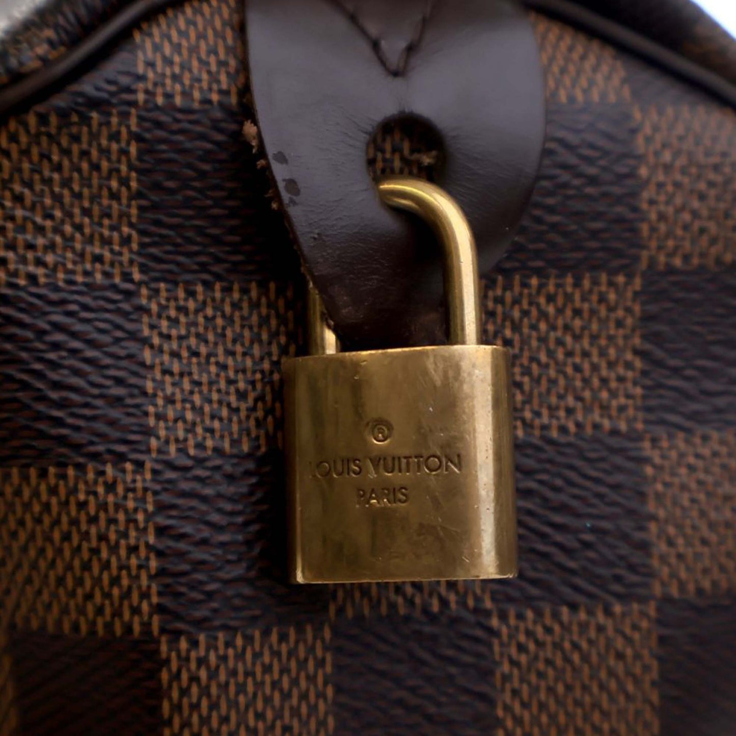 Pre-Owned Louis Vuitton Damier Ebene Canvas Speedy 30 - LV1330