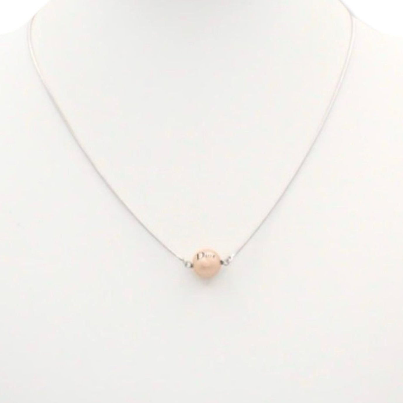 Pre-Owned Christian Dior Necklace with pearl "Dior" Charm - DIO1064