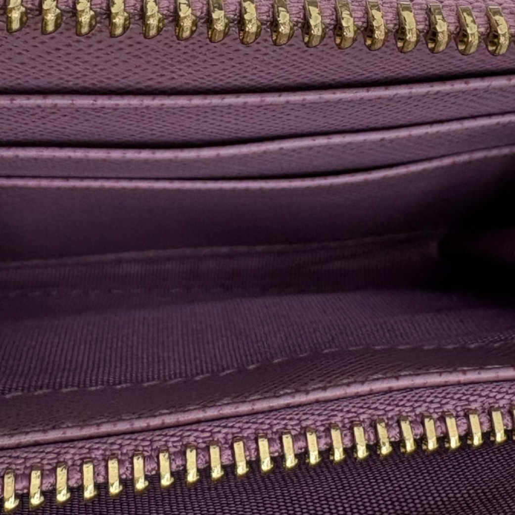 Pre-Owned Salvatore Ferragamo Leather Lilac Wallet - FER1005