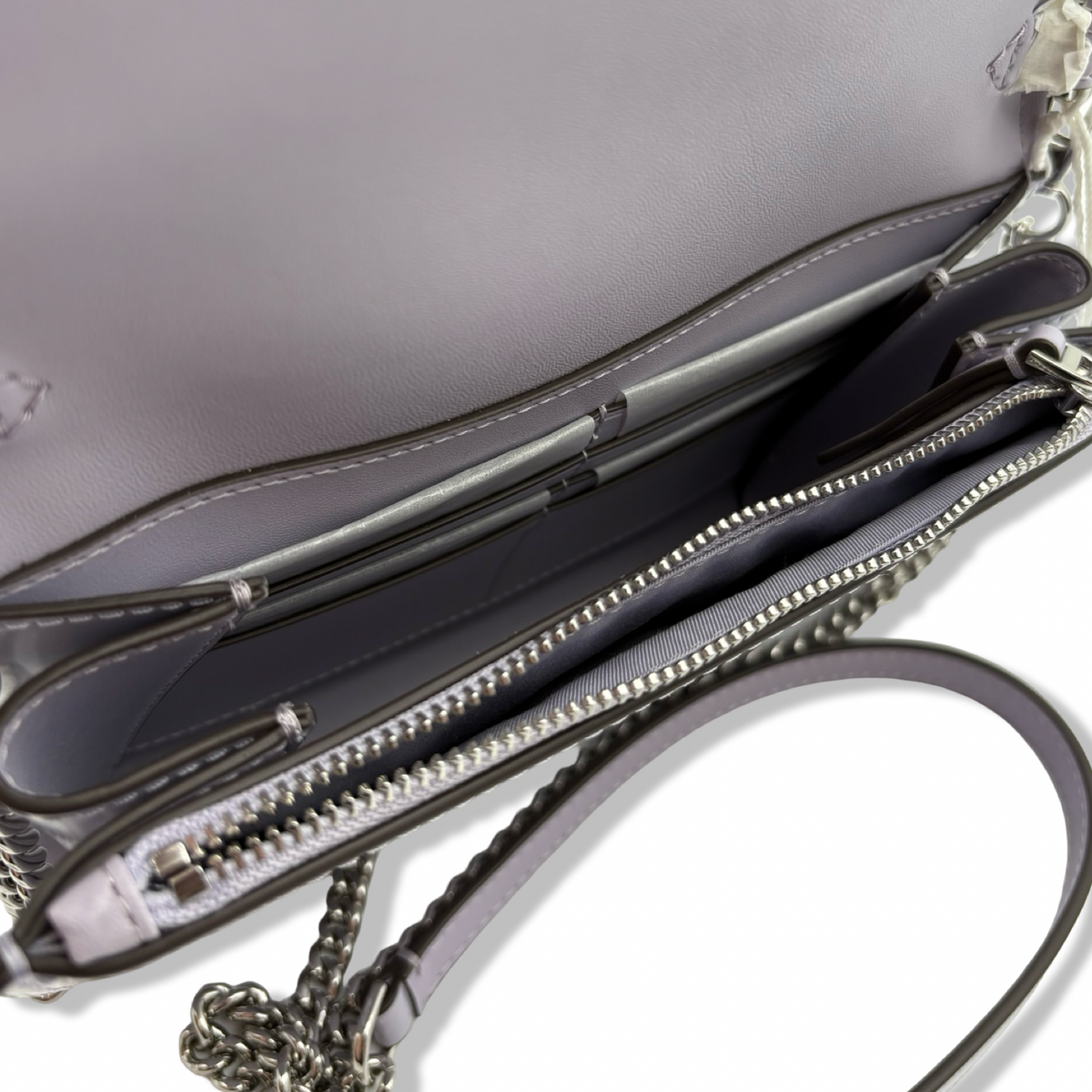 Pre-Owned Tory Burch Emerson Patent Chain Wallet 139427 Violet Sky 537 - B0F22M83N8