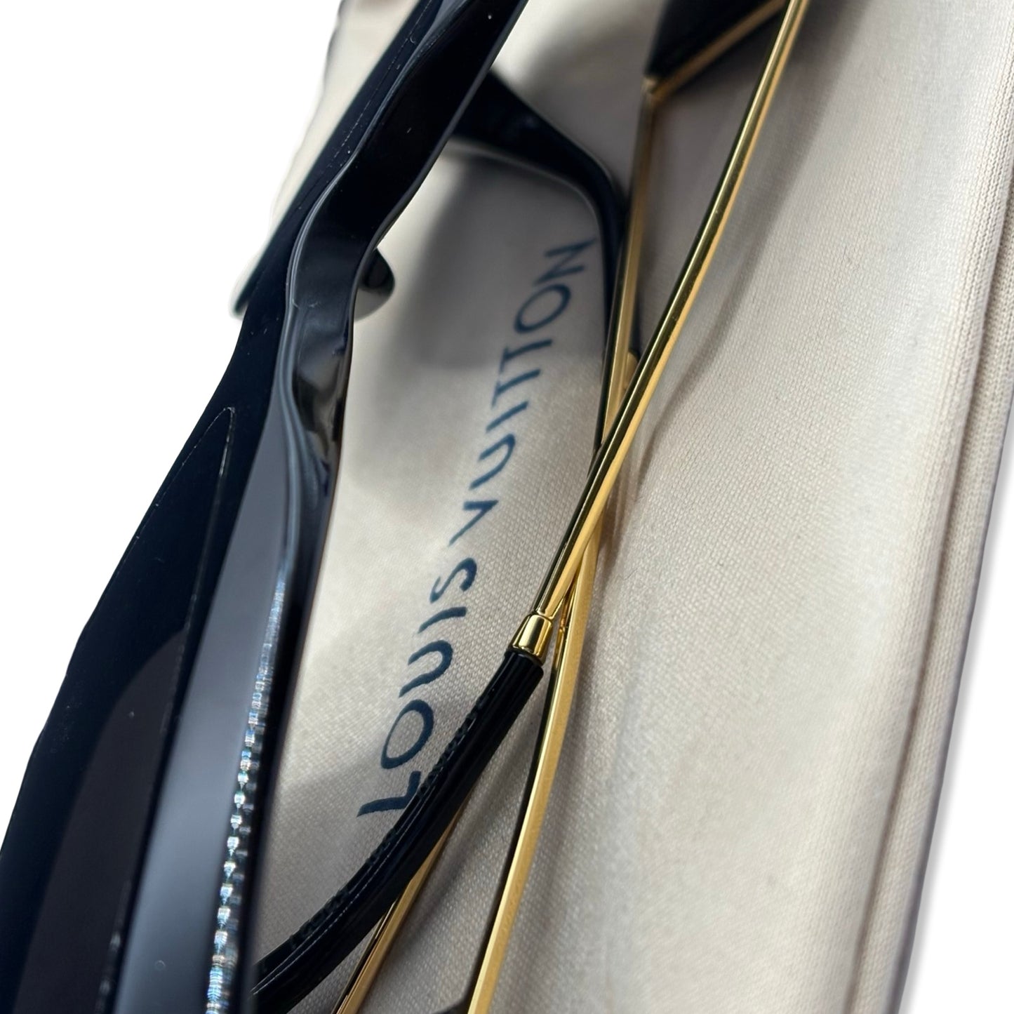 Pre-Owned Louis Vuitton Arizona Dream Sunglasses - LV1772