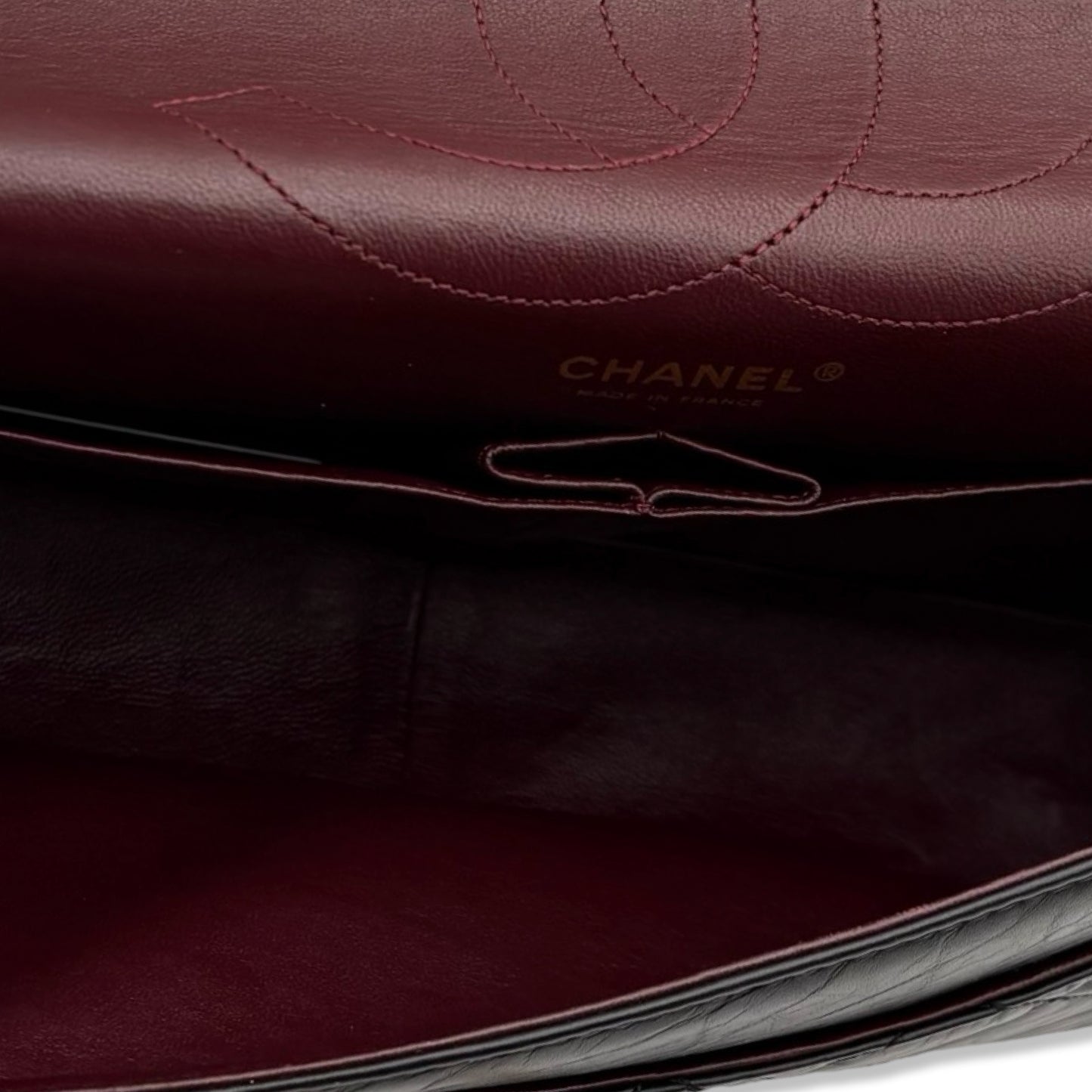 Pre-Owned Chanel Calfskin Leather 2.55 Reissue - CH1055