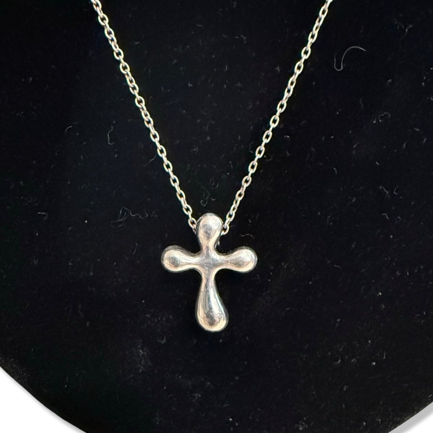 Pre-Owned Tiffany & Co. Cross Pendant - TIF1016