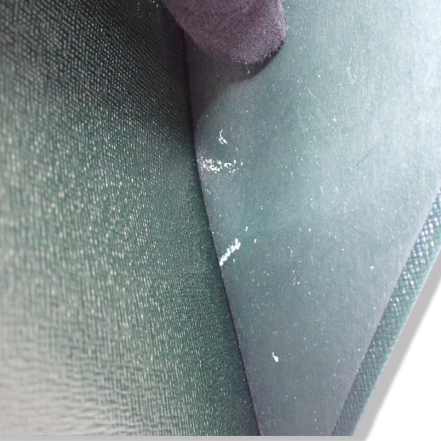 Pre-Owned Louis Vuitton Taiga Leather Green Medium Ring Agenda - LV1957
