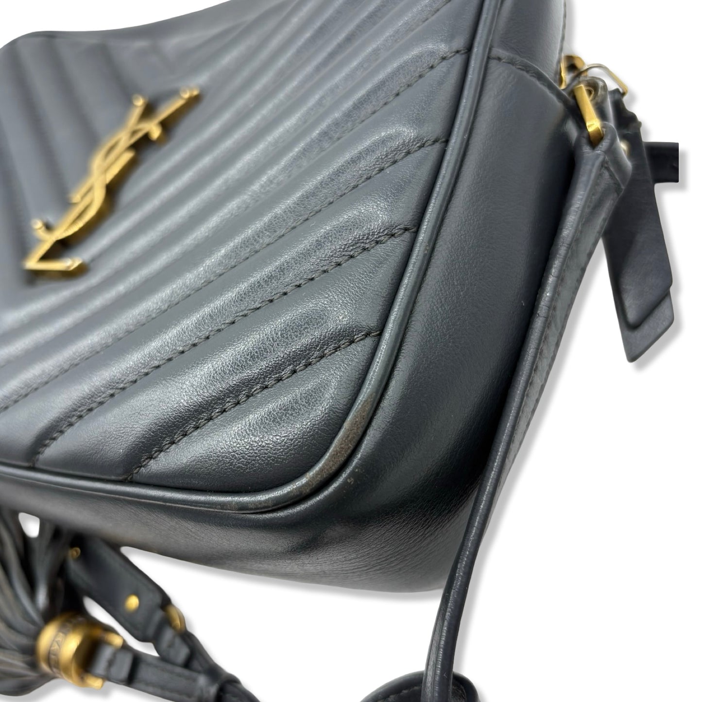 Pre-Owned Yves Saint Laurent Calfskin Leather Camera Bag Crossbody - YSL1022