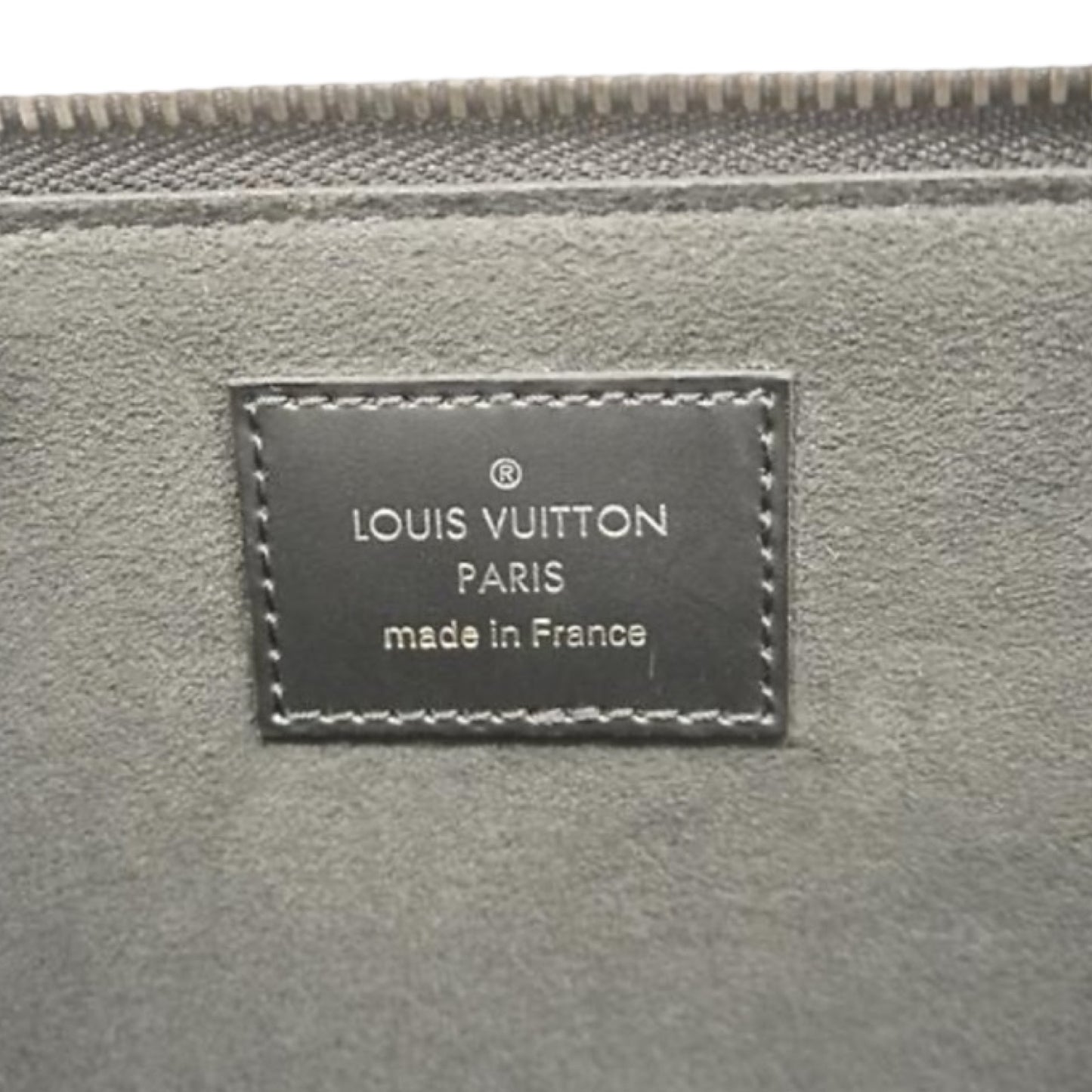 Pre-Owned Louis Vuitton Epi Leather V Pochette Clutch - LV1613