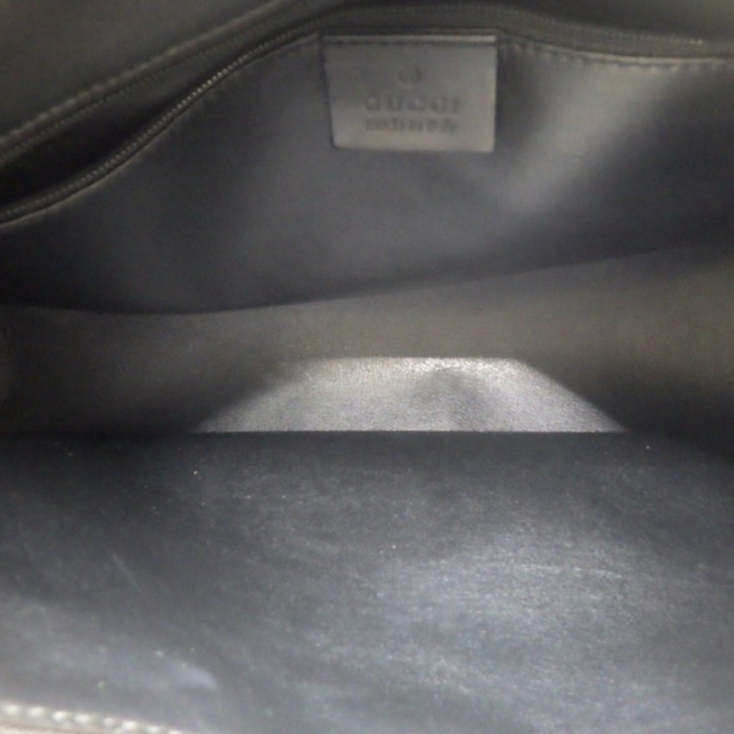 Pre-Owned Gucci Black Canvas Shoulder Bag - G1089