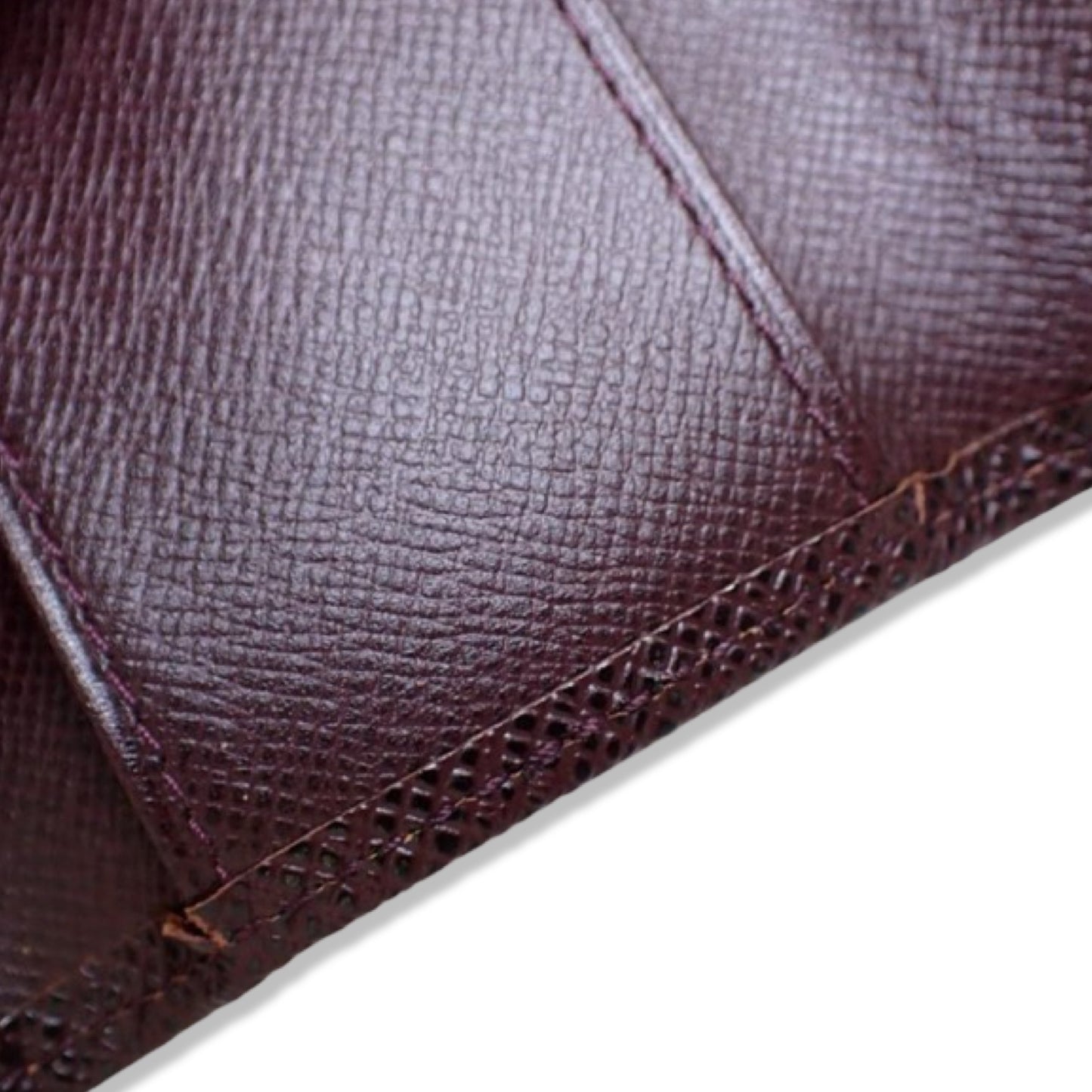 Pre-Owned Louis Vuitton Taiga Leather Multicle 4 Key Case - LV1403