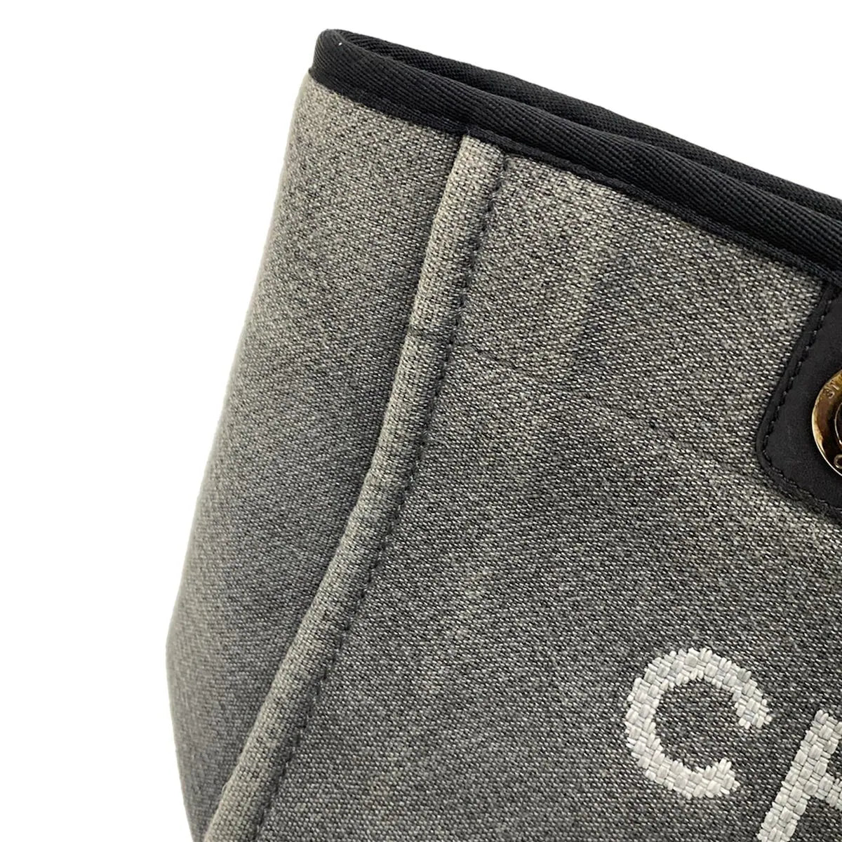 Pre-Owned Chanel Deauville MM Canvas and Leather Tote Bag Gray - CH1046