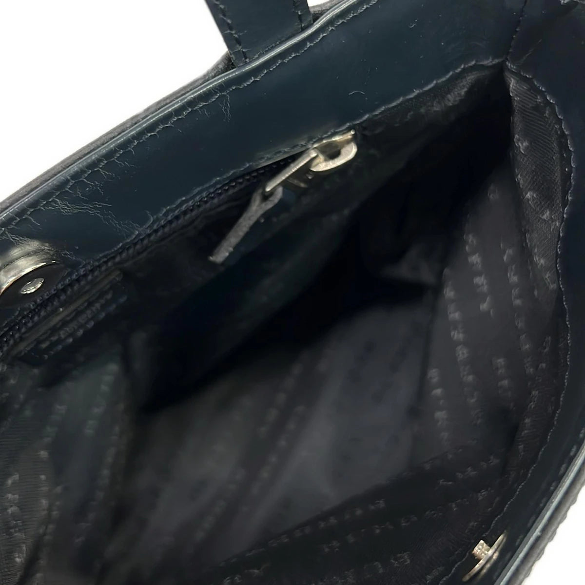 Pre-Owned Burberry Nylon Black and Blue Tote Bag - BB1057