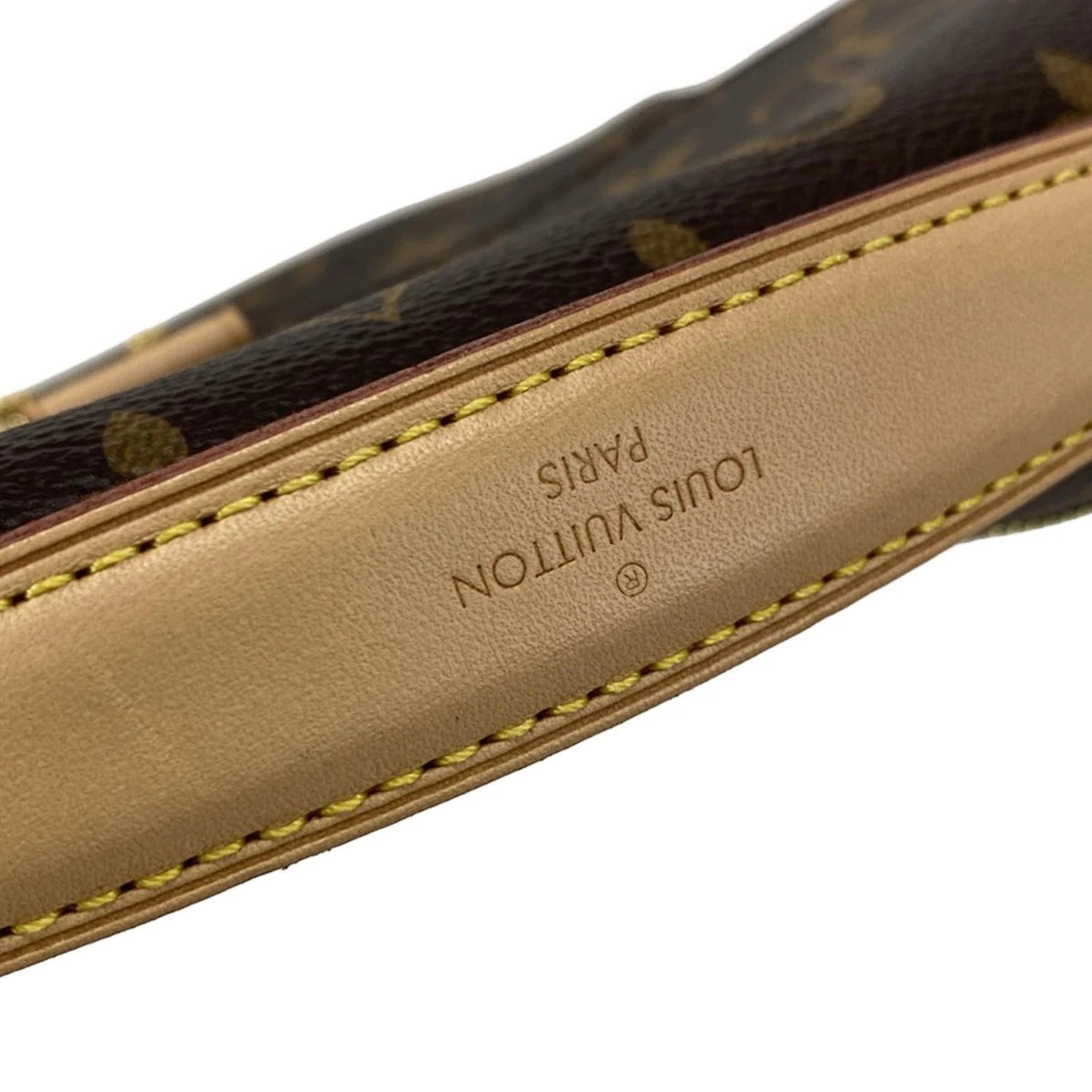 Pre-Owned Louis Vuitton Monogram Canvas Pochette Metis Crossbody - LV1653