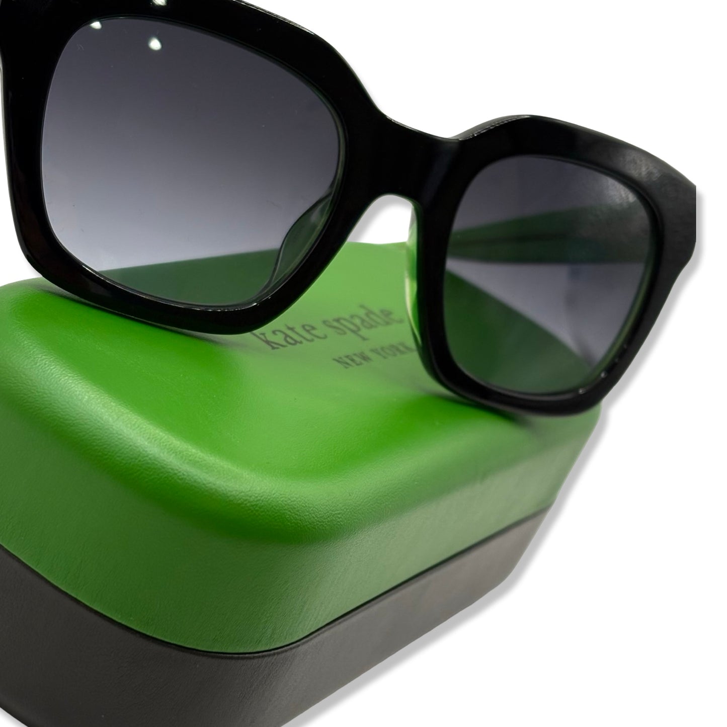 Pre-Owned Kate Spade Black and Green Frame Camryn Sunglasses - S-7ZJ/9O - KS1011