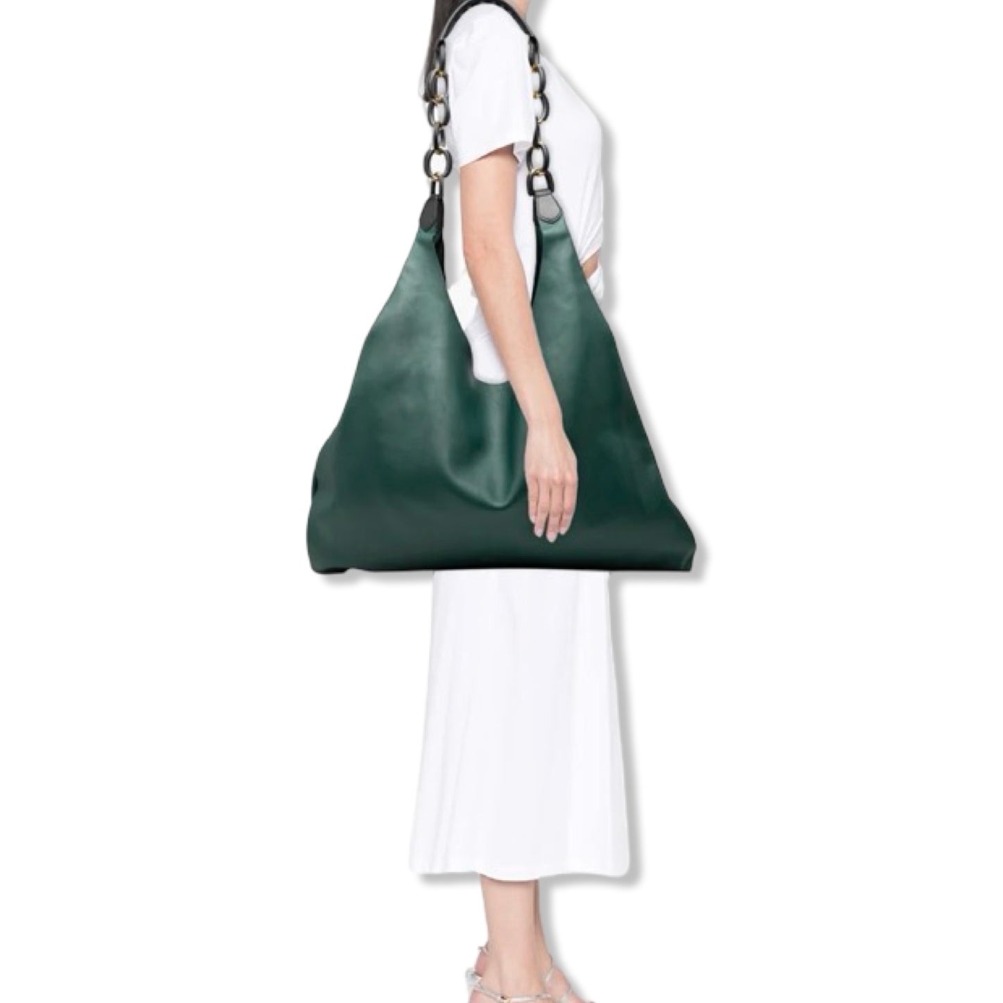 Pre-Owned Burberry Soft Leather Chain Shopper Hobo - BB1070