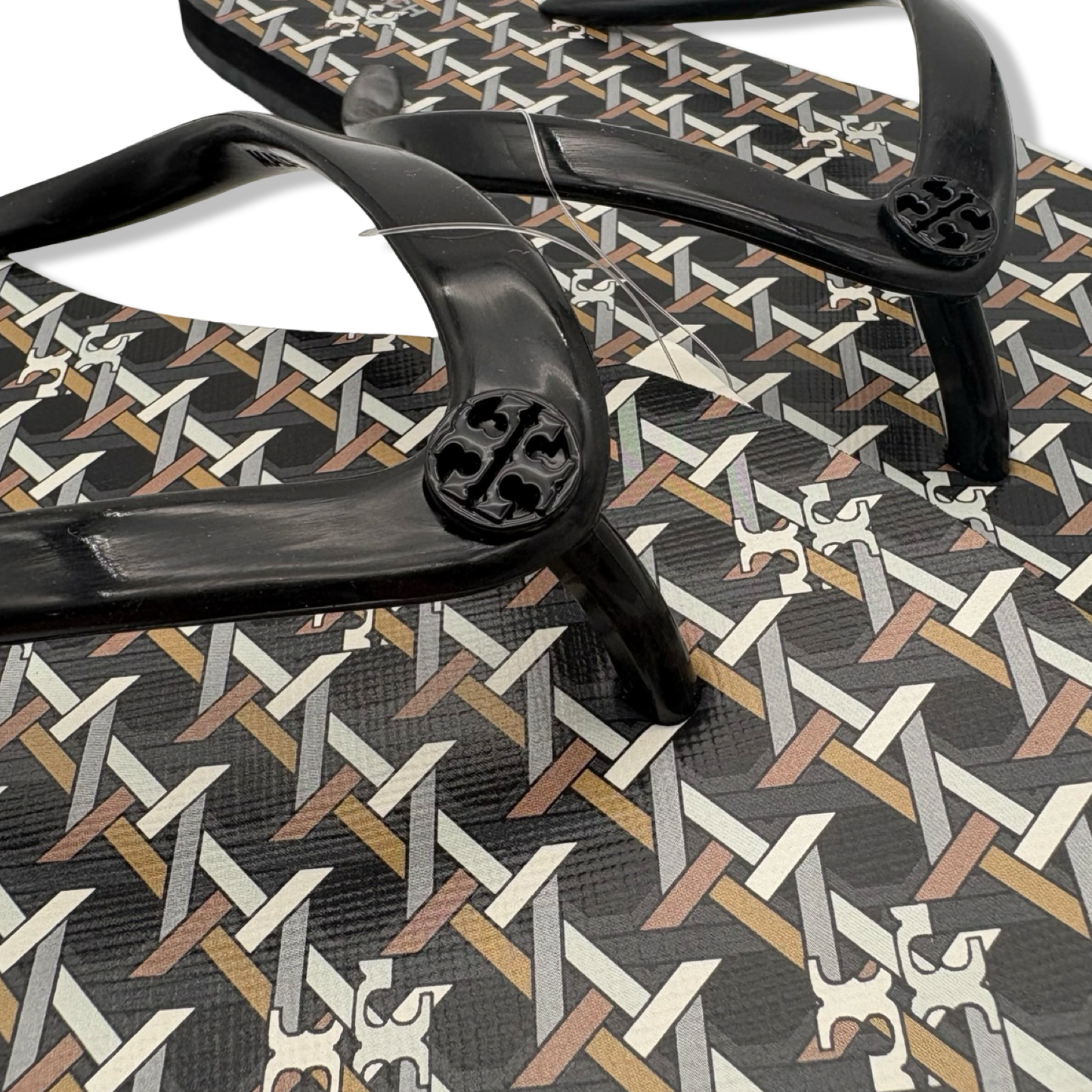 Pre-Owned Tory Burch Chelsea Flip Flop (basket weave/chai tea/perfect black, US Footwear Size System, Adult, Women, Numeric, Medium, 7) - B0F71S1TP2