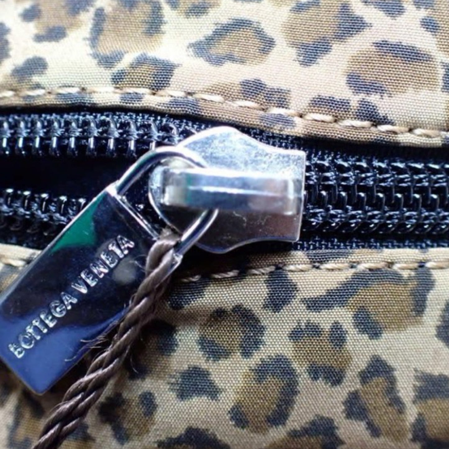 Pre-Owned Bottega Veneta Black and Leopard Tote - BV1004