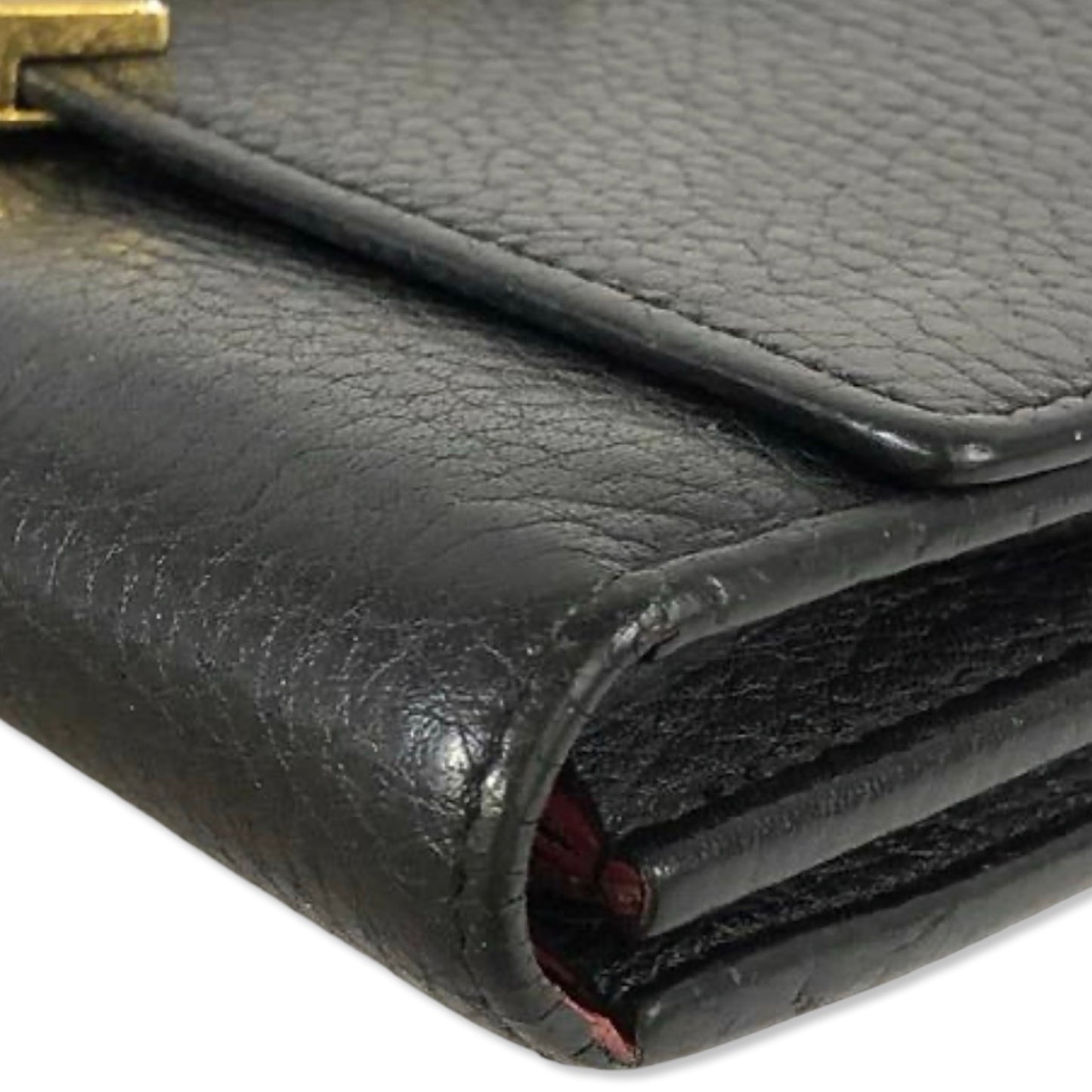 Pre-Owned Louis Vuitton Cowhide Leather Capucines Wallet - LV1730