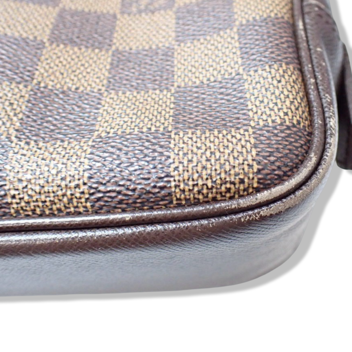 Pre-Owned Louis Vuitton Damier Ebene Canvas Toilette - LV1990