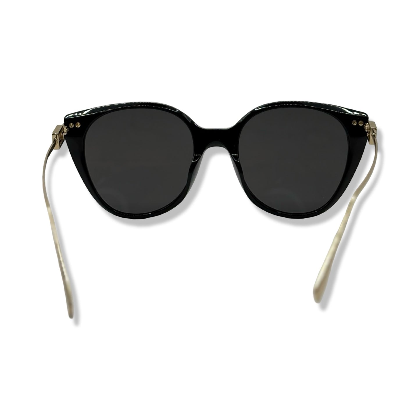 Pre-Owned Fendi Sunglasses - FEN1020