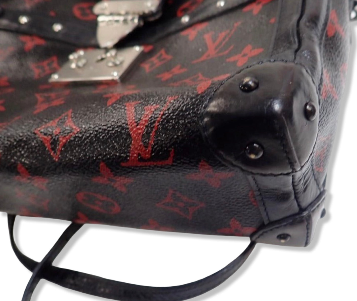 Pre-Owned Louis Vuitton Monogram Infrarouge Petite Malle Soft GM Bag - LV1951