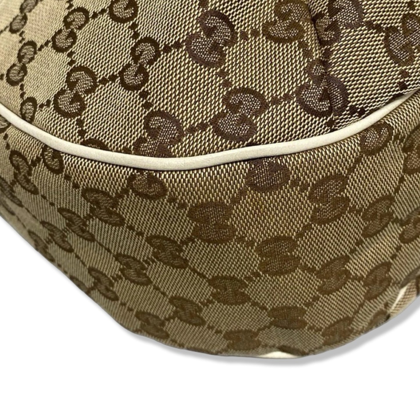 Pre-Owned Gucci Canvas Shoulder Bag - G1082