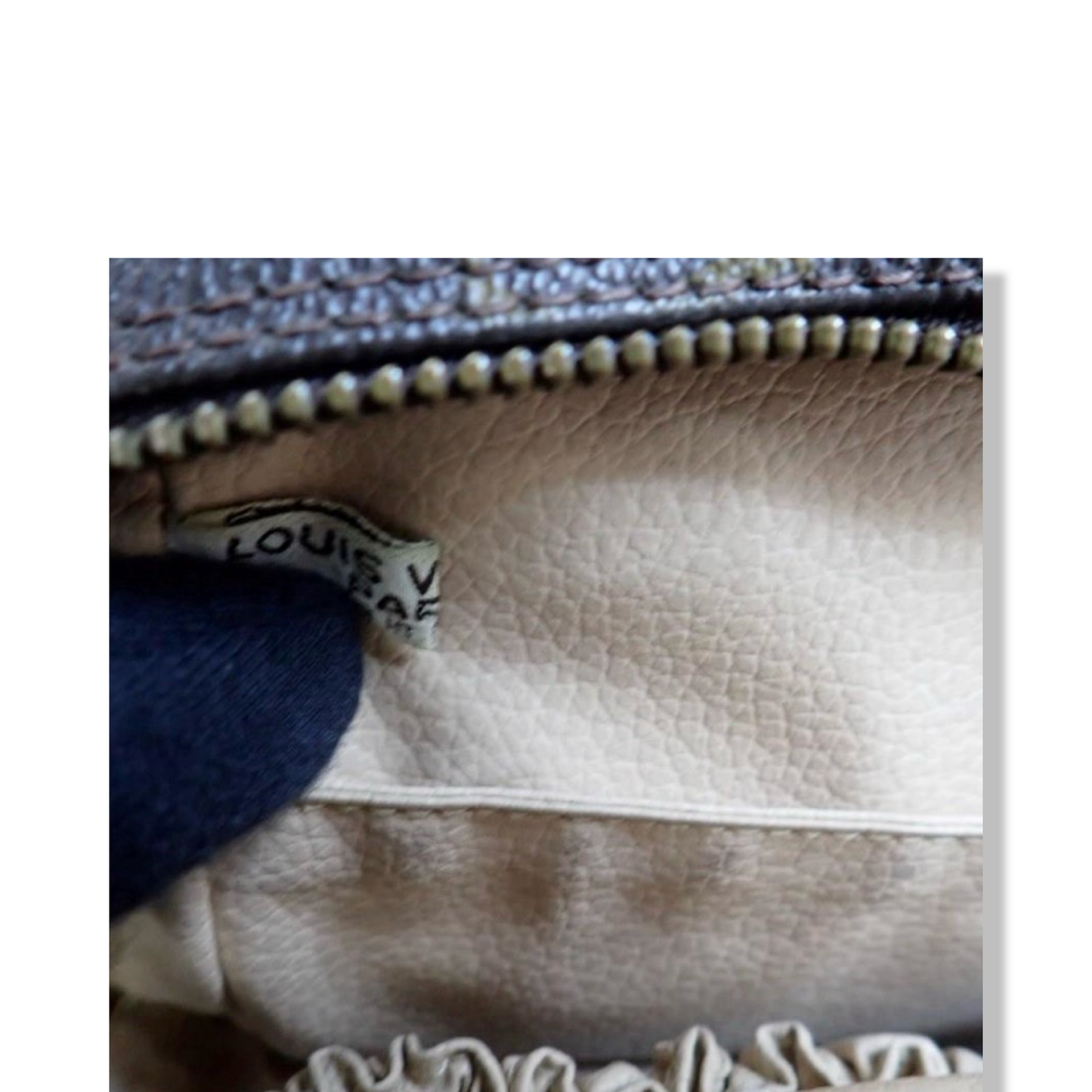 Pre-Owned Louis Vuitton Trouse Toilette 23 Monogram Canvas Toiletry Bag - LV2044