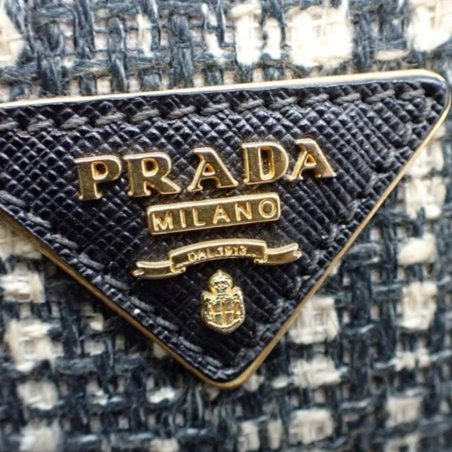 Pre-Owned Prada Tweed and Leather Crossbody Bag - P1016