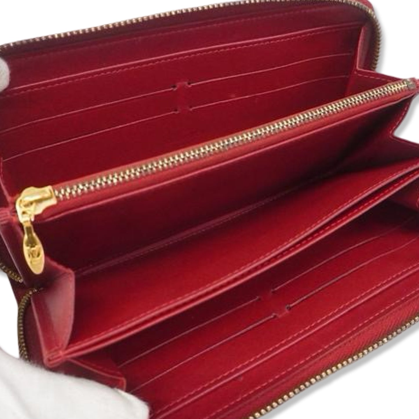 Pre-Owned Louis Vuitton Red Vernis Zippy Wallet - LV1814
