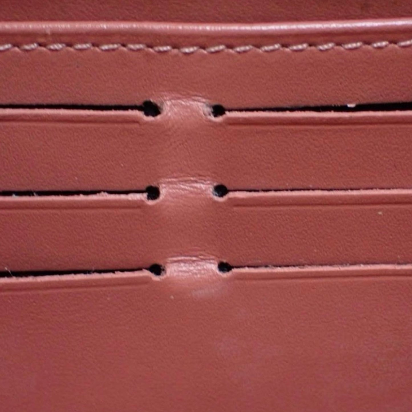 Pre-Owned Louis Vuitton Limited Edition Vernis Zippy Wallet - LV1826