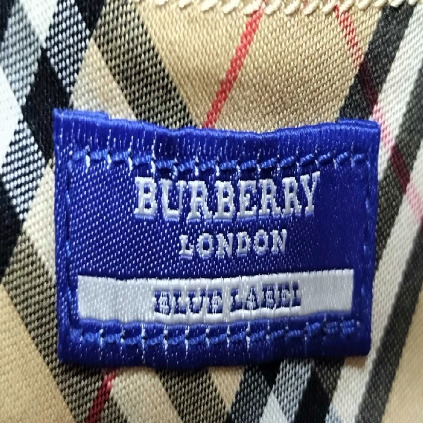 Pre-Owned Burberry Blue Label Handbag - BB1066