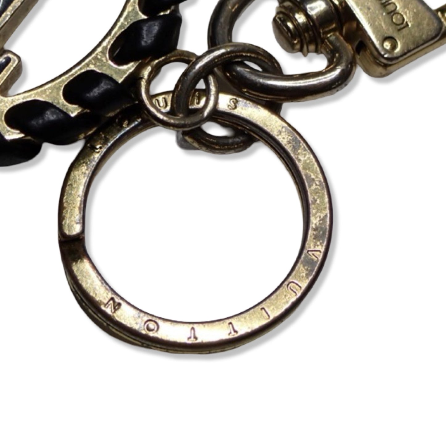 Pre-Owned Louis Vuitton Key Charm - Black and Gold - LV1574