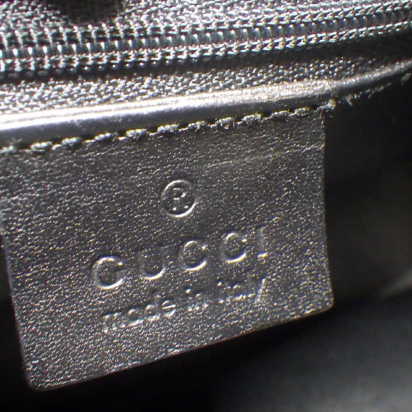Pre-Owned Gucci Black Canvas Shoulder Bag - G1089