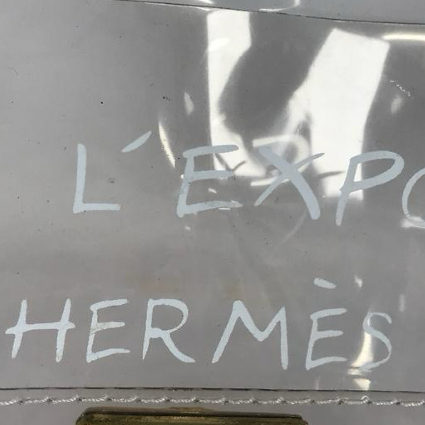 Pre-Owned Hermes Vinyl Souvenir De L'Exposition Kelly Clear - HER1031