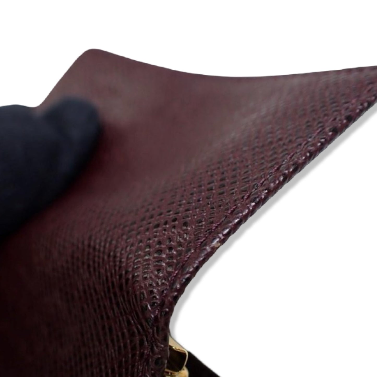 Pre-Owned Louis Vuitton Taiga Leather Multicle 4 Key Case - LV1403