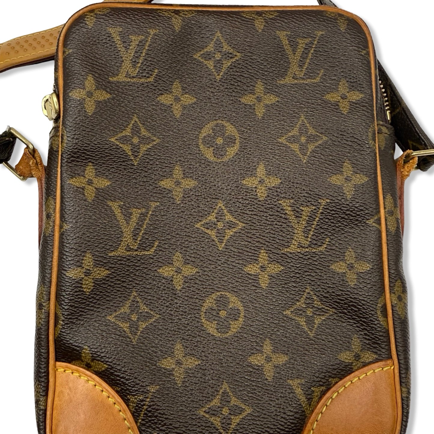 Pre-Owned Louis Vuitton Monogram Canvas Danube Crossbody - LV1671
