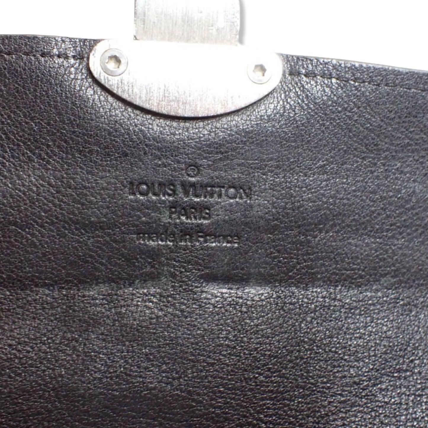 Pre-Owned Louis Vuitton Monogram Mahina Leather Long Wallet - LV1764