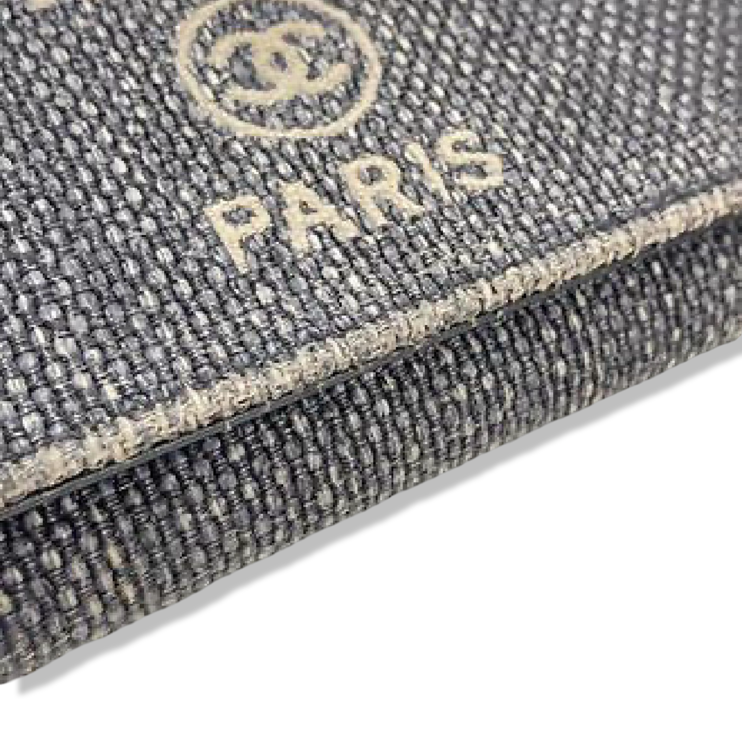 Pre-Owned Chanel Deauville Wallet - CH1060