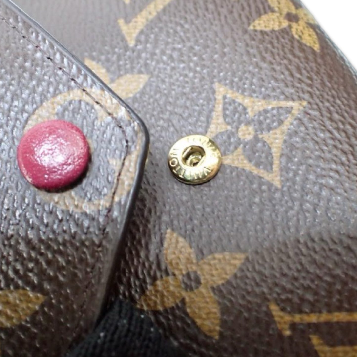 Pre-Owned Louis Vuitton Monogram Canvas Victorine - LV1444