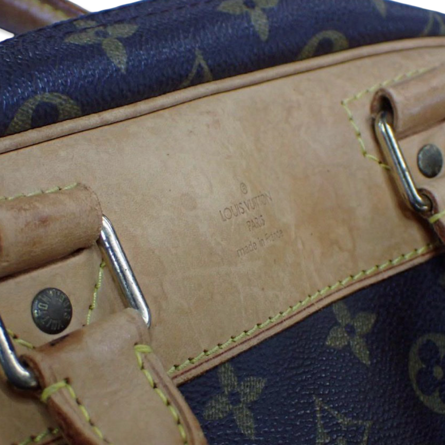 Pre-Owned Louis Vuitton Monogram Canvas Evasion Travel Bag - LV2032