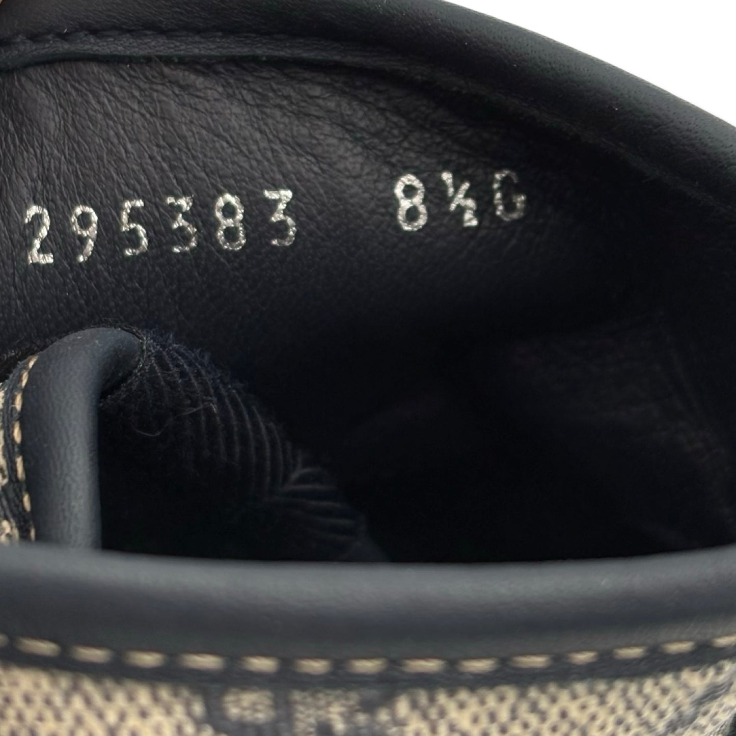Pre-Owned Gucci GG Supreme Canvas with Leather Trim - Men's 8.5 - G1180